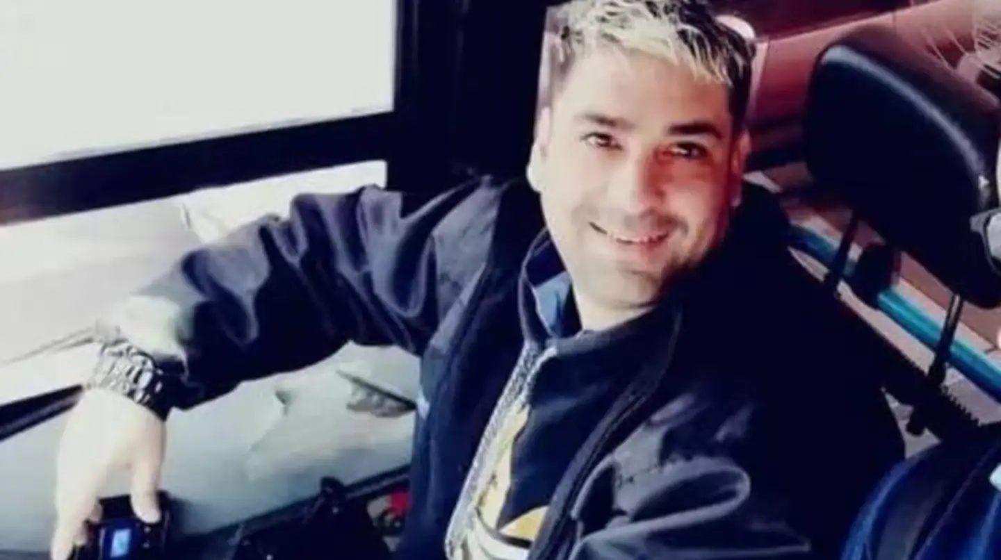 Fue a pedir ayuda porque estaba desorientado y lo asesinaron a manguerazos