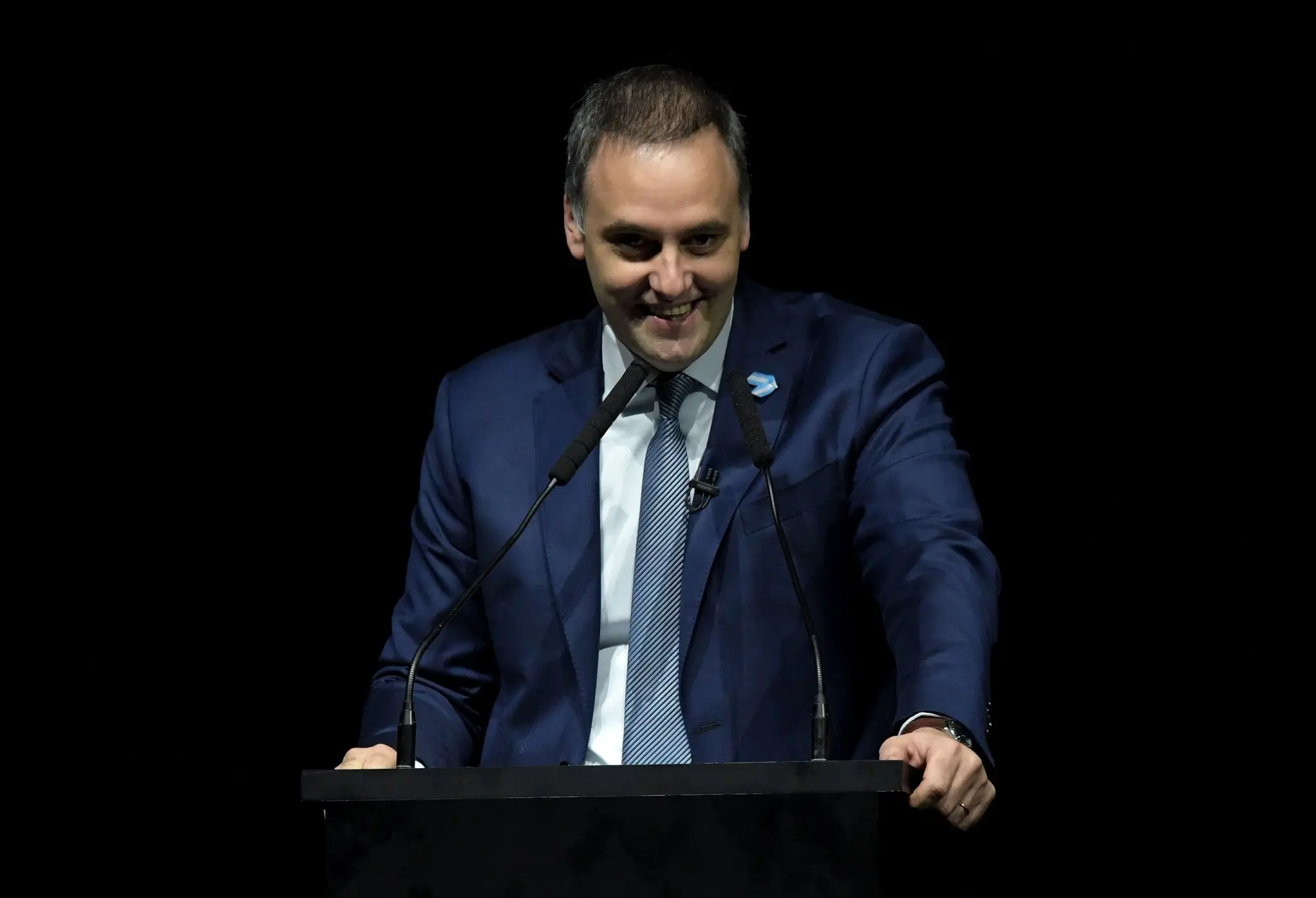 𝐃𝐄𝐋𝐈𝐍𝐂𝐔𝐄𝐍𝐓𝐄𝐒 𝐂𝐎𝐁𝐑𝐀𝐁𝐀𝐍 𝐏𝐄𝐍𝐒𝐈𝐎𝐍𝐄𝐒 𝐏𝐎𝐑 𝐈𝐍𝐕𝐀𝐋𝐈𝐃𝐄𝐙