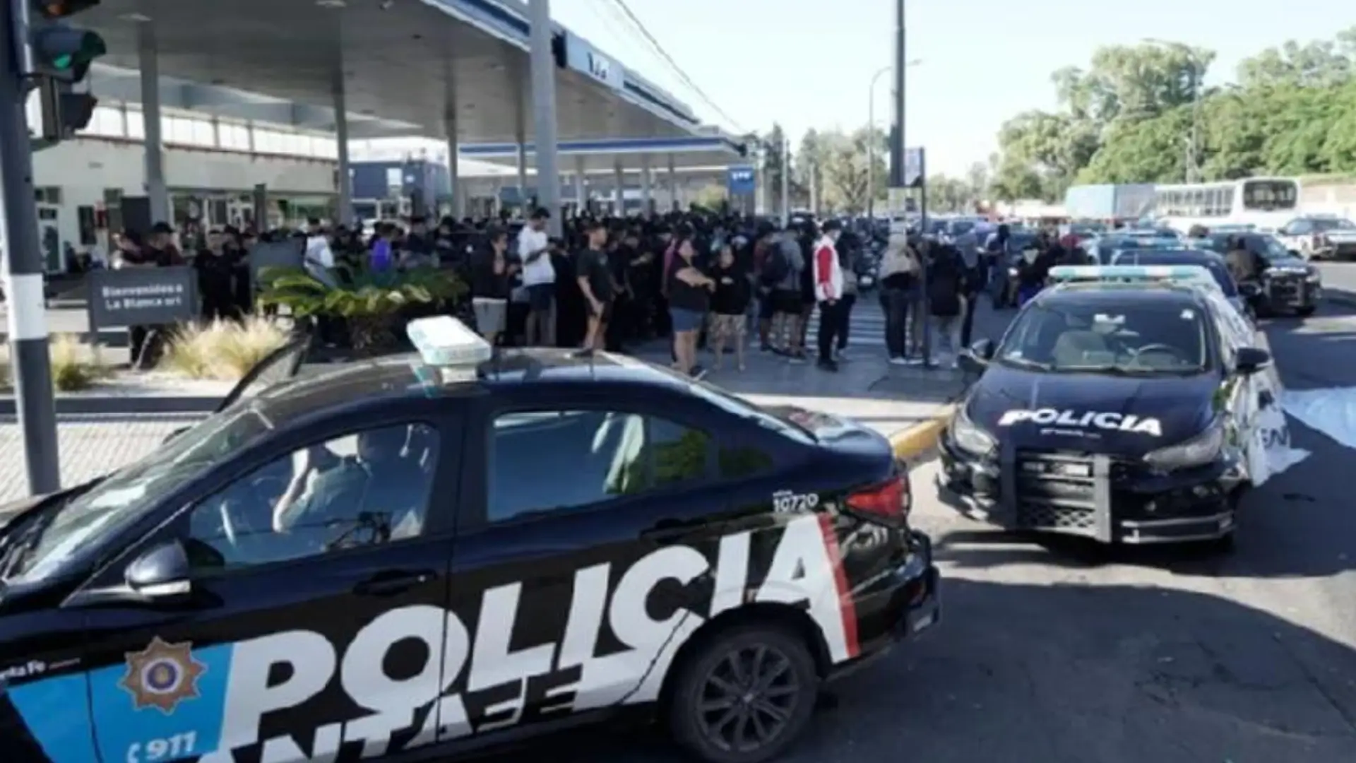 Conflicto policial en Santa Fe: el gobierno provincial presentó nueva propuesta pero se mantiene la protesta