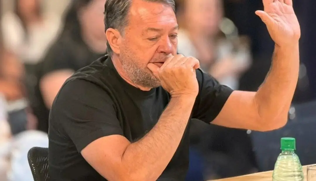 Tabaco entra sin control: Bárbaro exige datos y apunta al silencio oficial