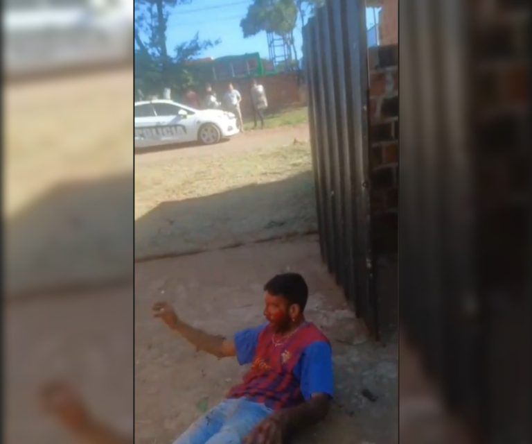 Enzo Valiente en la vivienda al momento de la golpiza