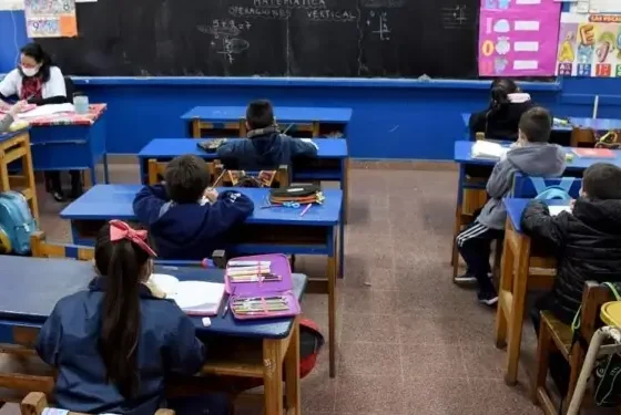 Aumento a docentes en Misiones: cómo quedan los salarios en abril